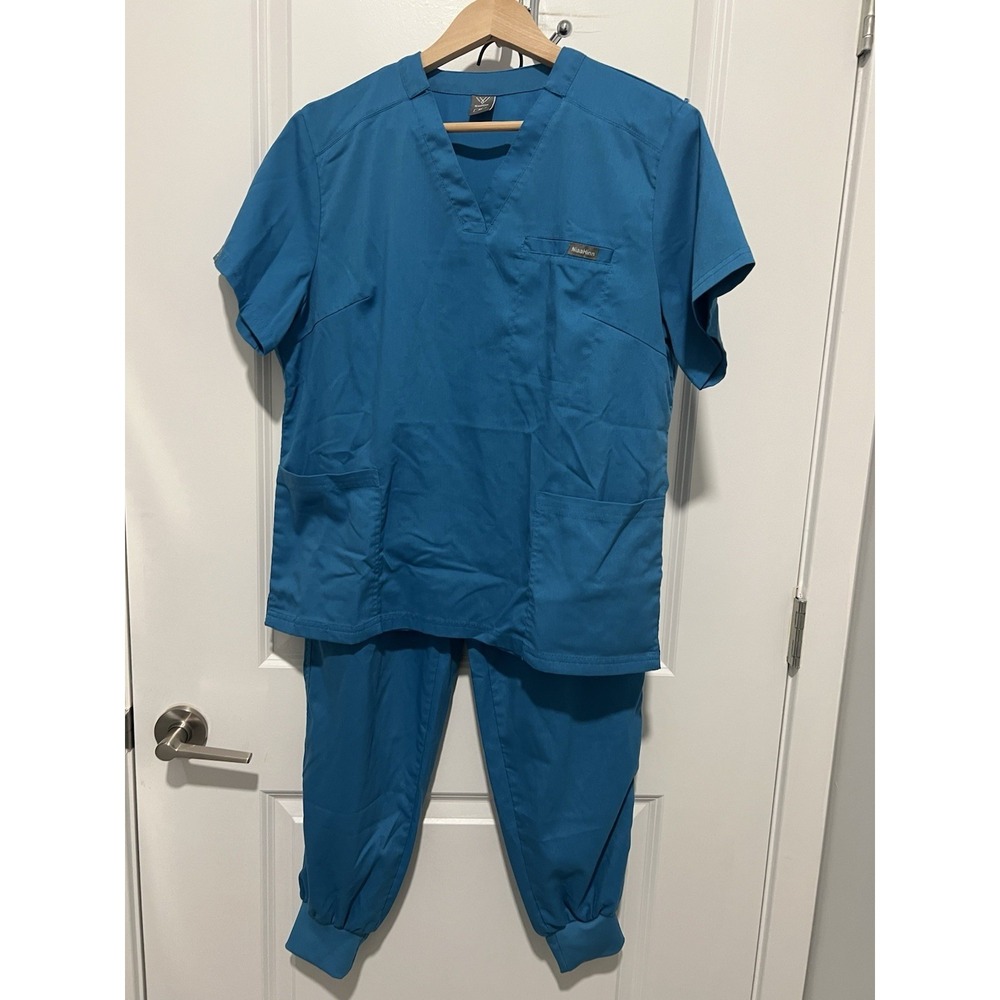 NiaaHinn Women's Scrub Set Blue Size Medium Top & Bottom Nurse Doctor Vet